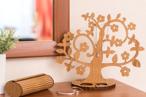 Krea-Wood jewelry holder, made by oak wood, with flowers, natural colour