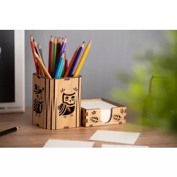 Krea-Wood pen and paper block holder, owl design