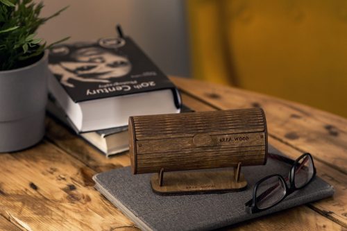 Krea-Wood wooden glasses case. Made by birch wood, brown colour