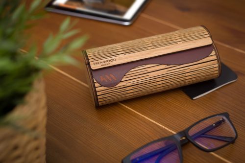 Krea-Wood FirstLeather handmade glasses case with magnet. Made by oak wood, real leather inside, brown colour