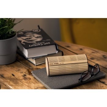   Krea-Wood wooden handmade glasses case with magnets. Made by birch wood, natural colour
