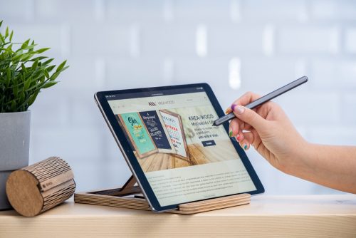 Krea-Wood wooden tablet stand made by oak wood, natural colour